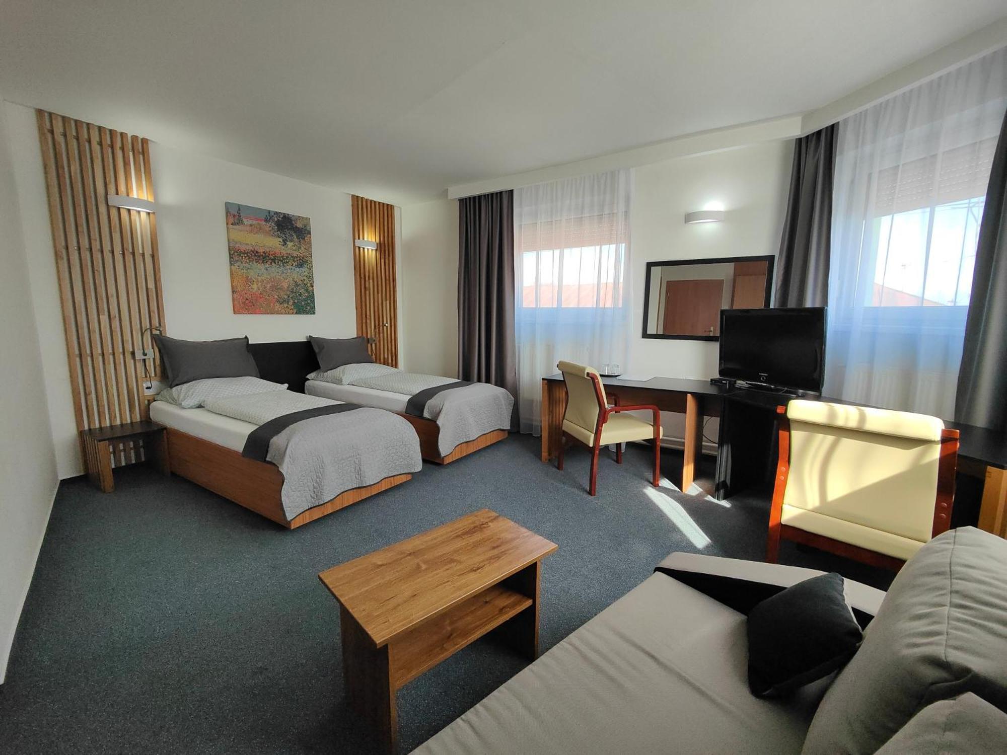 Hotel P7 Lučenec Eksteriør billede
